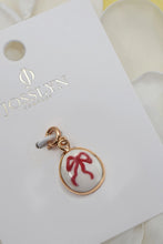 Load image into Gallery viewer, Charm-Porcelain Ring Clasp