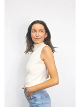 Load image into Gallery viewer, Sleeveless Ribbed Turtleneck
