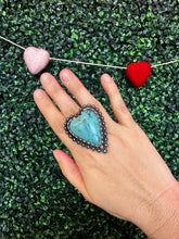 Load image into Gallery viewer, Heart Ring
