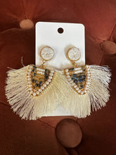 Load image into Gallery viewer, FAN OUT CREAM &amp; GREY BEADED EARRINGS
