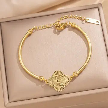 18K Stainless Steal Tarnish Free Clover Bracelet