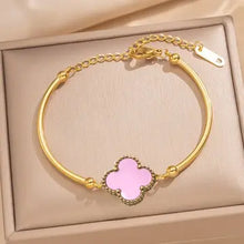 Load image into Gallery viewer, 18K Stainless Steal Tarnish Free Clover Bracelet
