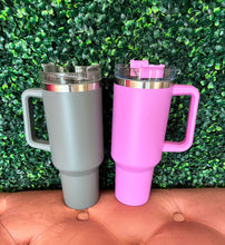 Load image into Gallery viewer, Hydrating Solid Tumblers 40oz
